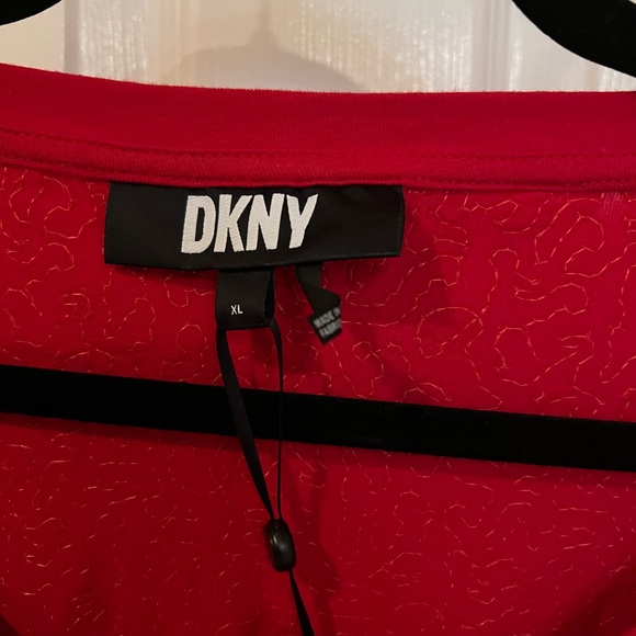 NWT DKNY Red Sequin Top - Picture 4 of 10